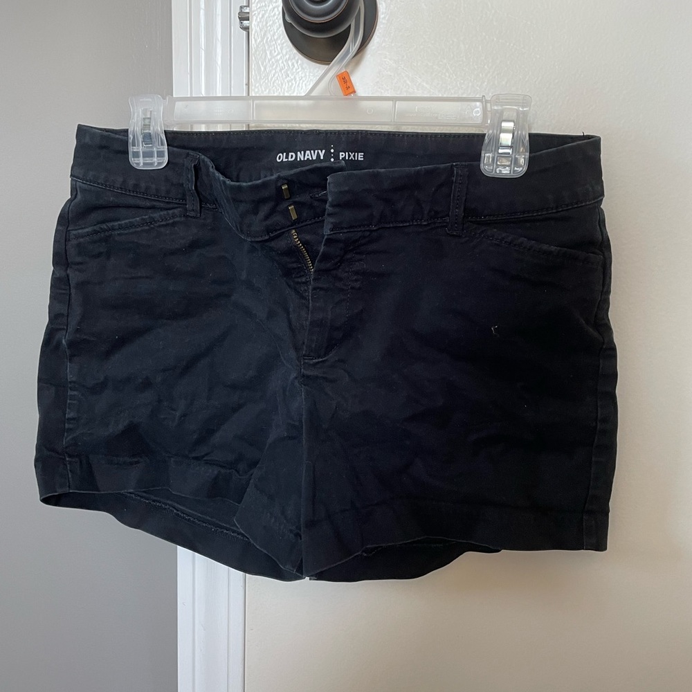Black old navy shorts pixie
